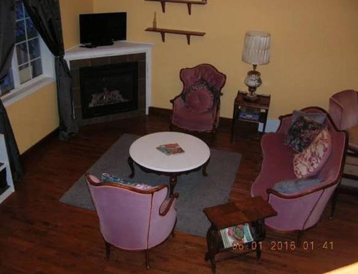 Mccracken Country Inn Hinton Kültér fotó