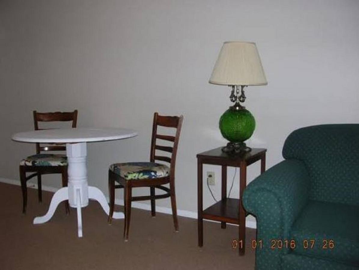 Mccracken Country Inn Hinton Kültér fotó
