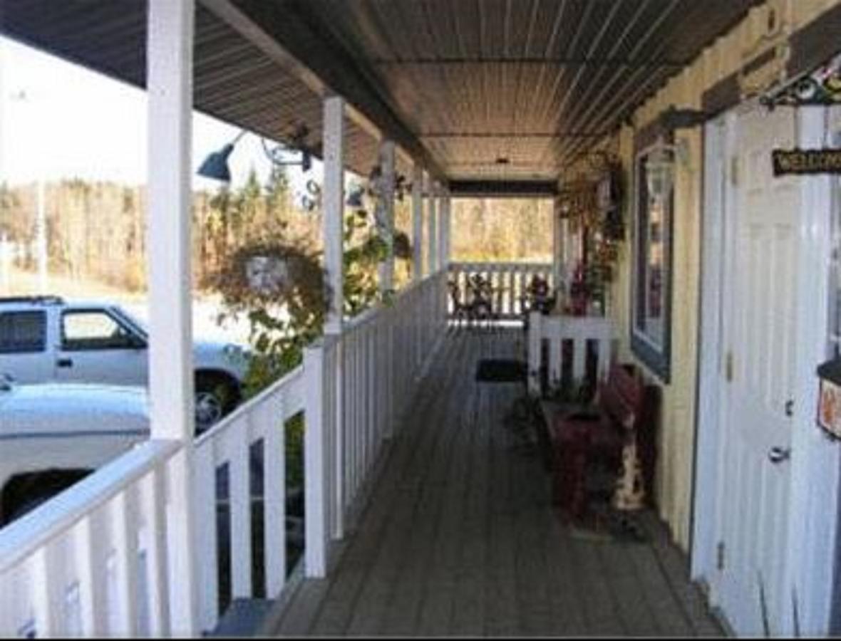 Mccracken Country Inn Hinton Kültér fotó